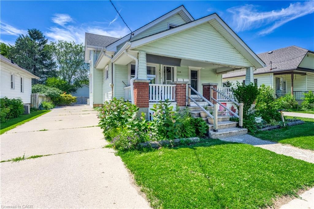 115 Collingwood Street, Sarnia, ON, N7T 6M8