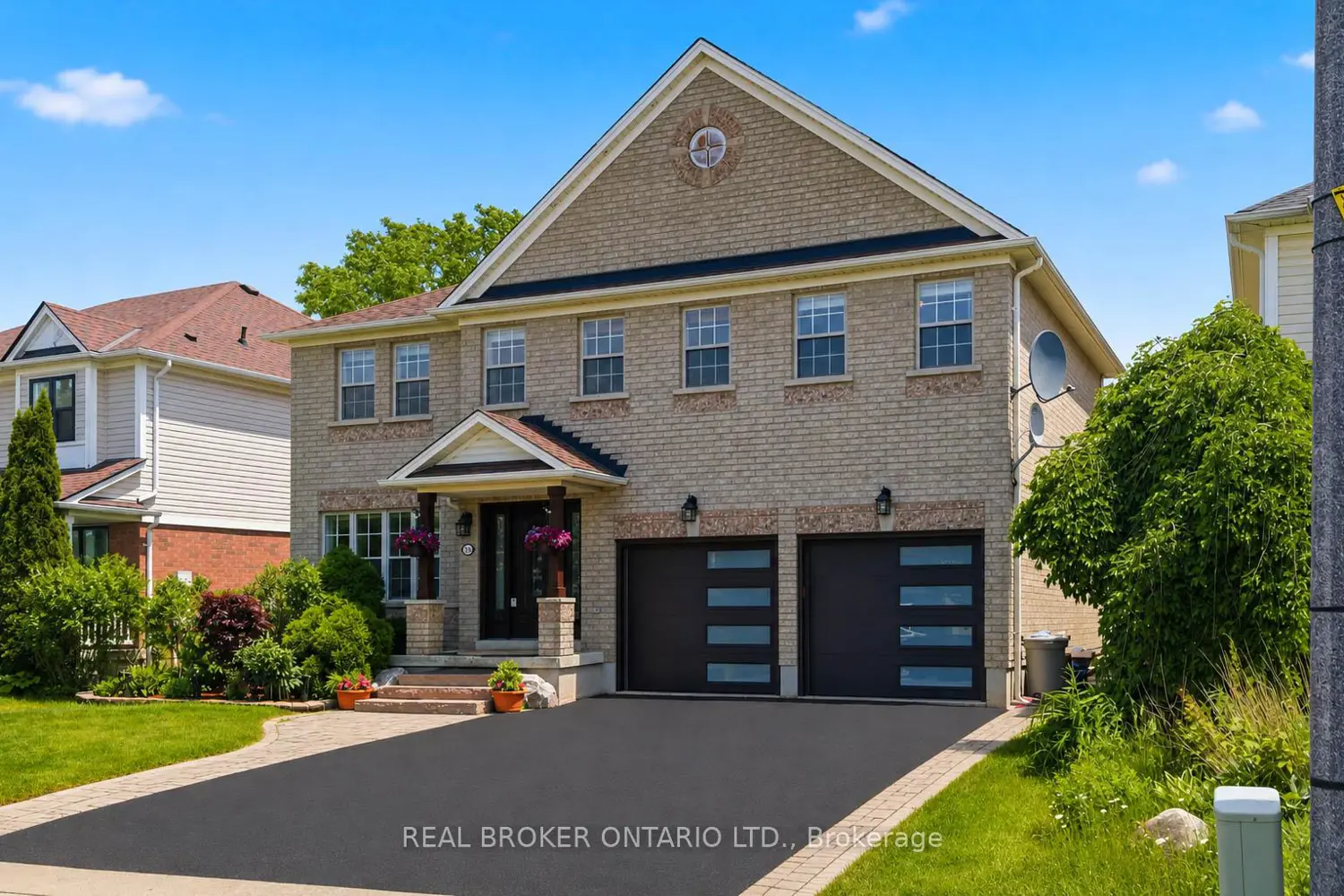135 Blackburn Drive photo 2