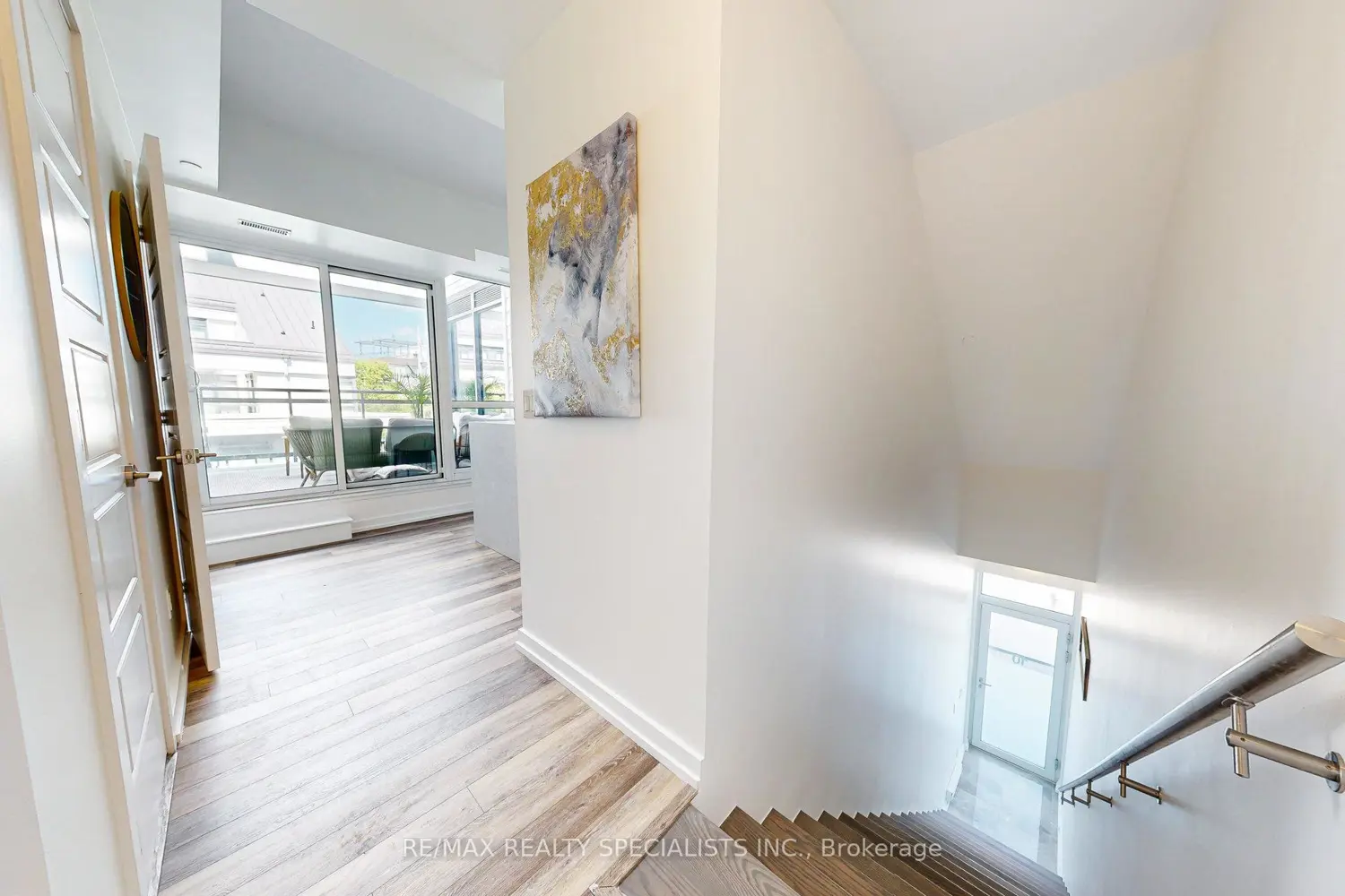 233 Broward Way 10 photo 4