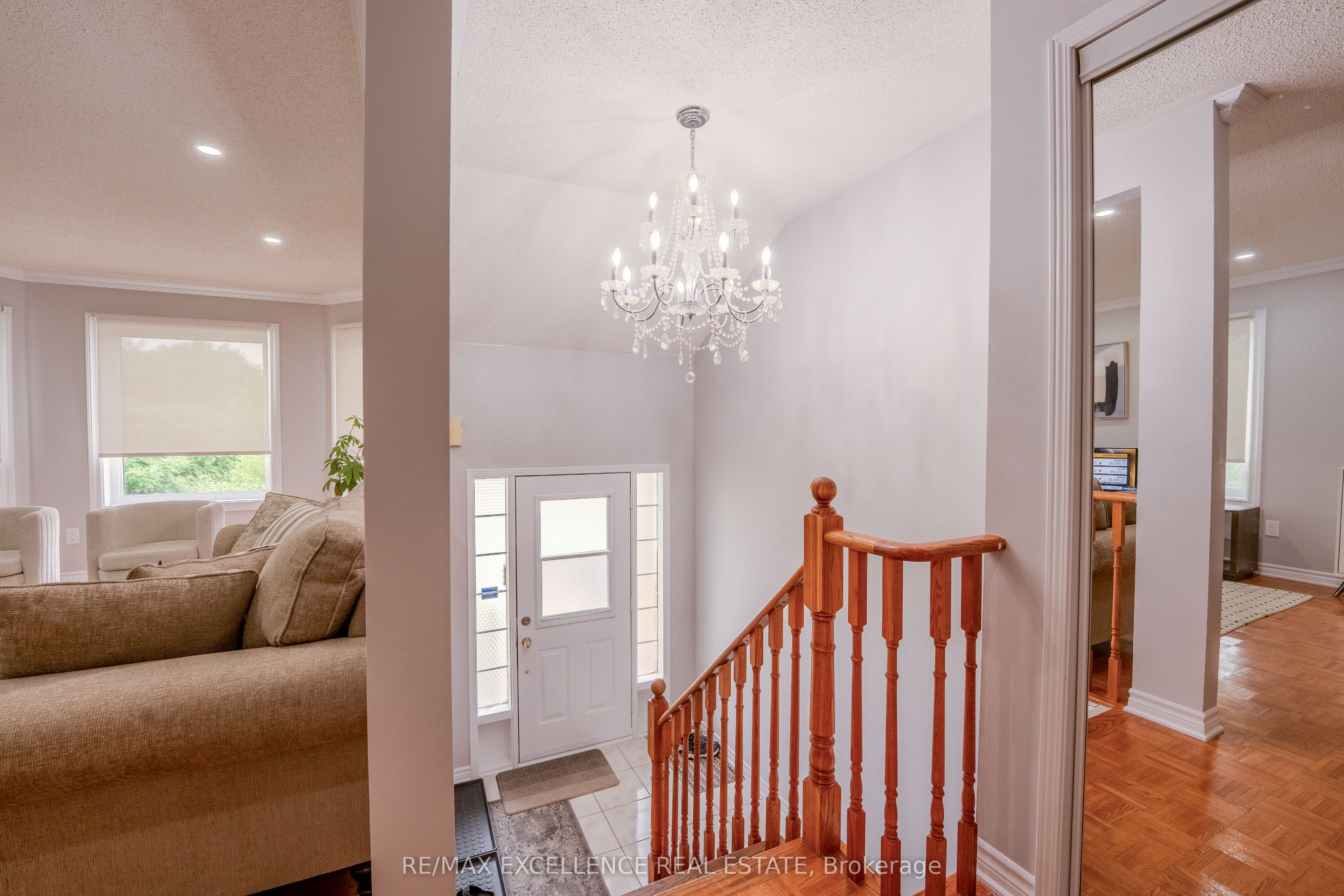 48 Ridgemore Crescent, Brampton, ON, L7A 2L4 photo 3