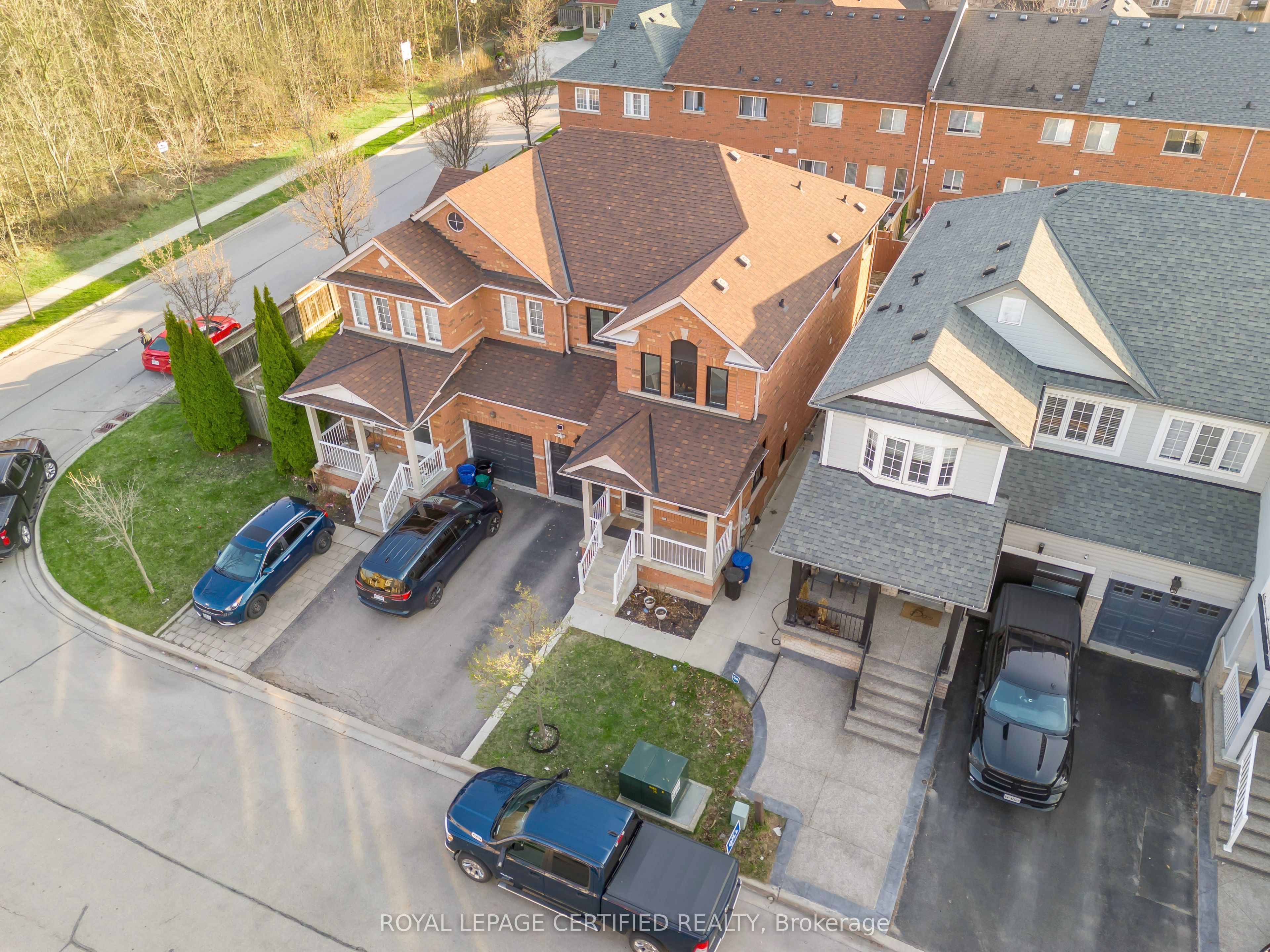 147 Waters Boulevard, Milton, ON, L9T 6K5 photo 3
