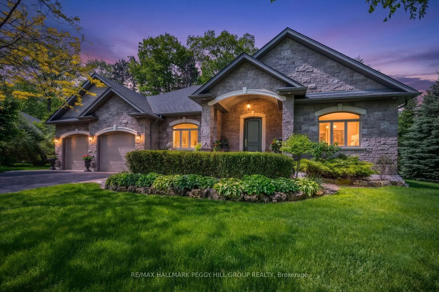 2 Hilltop Court