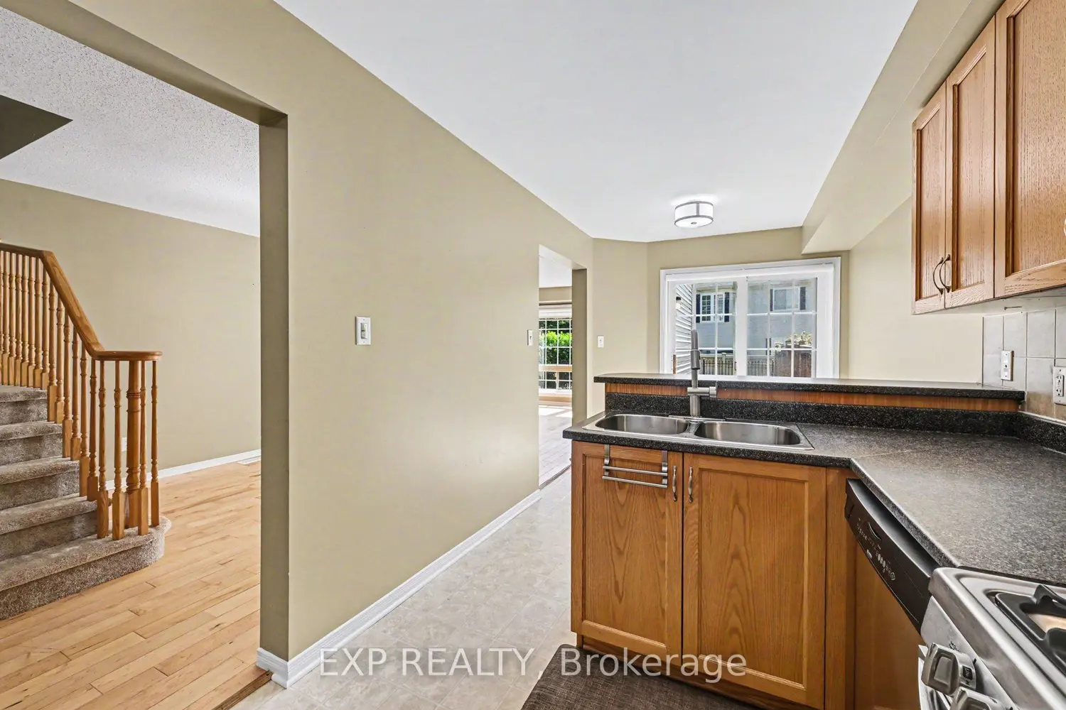 30 Midwood Private photo 4