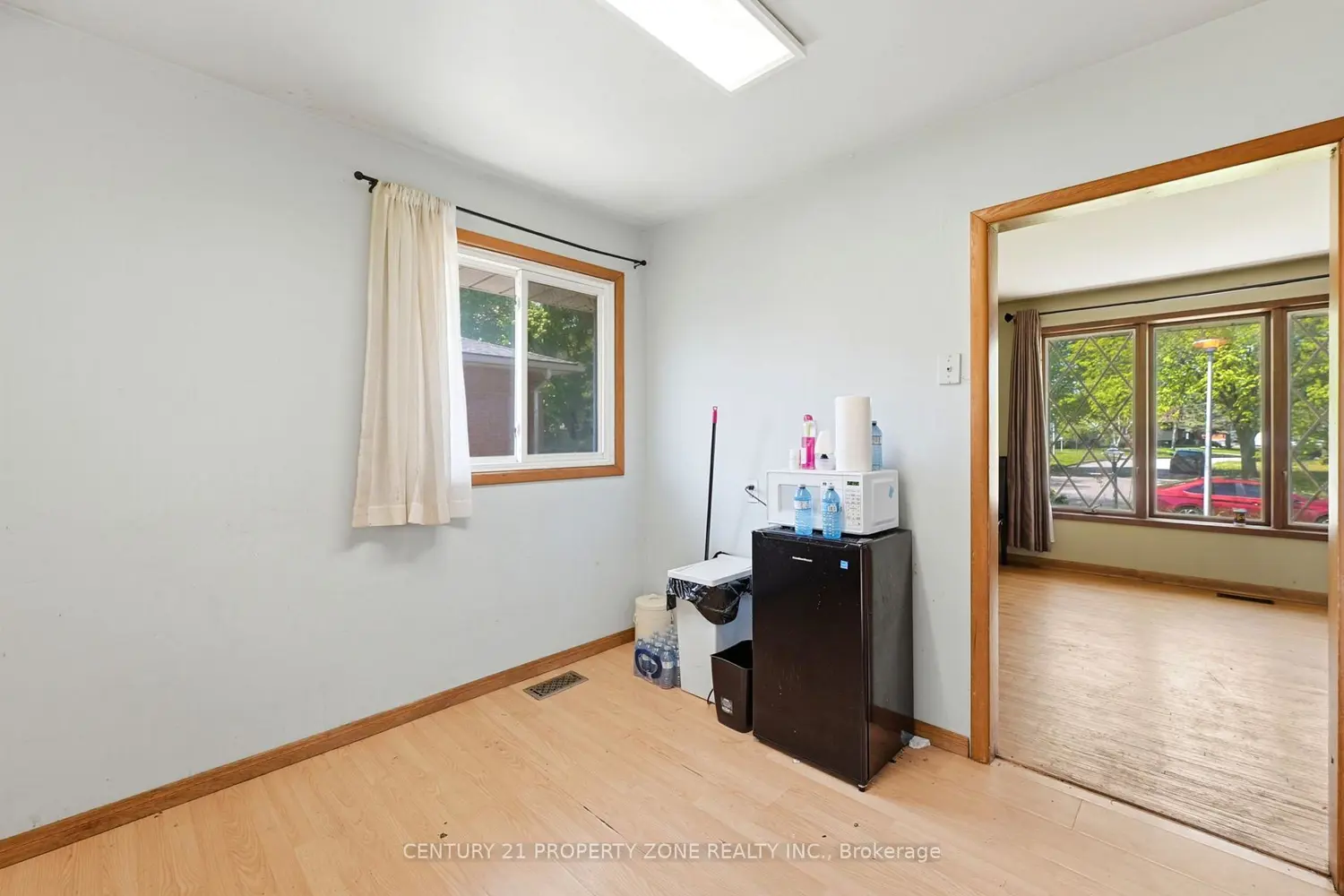 1192 Kaladar Drive photo 3