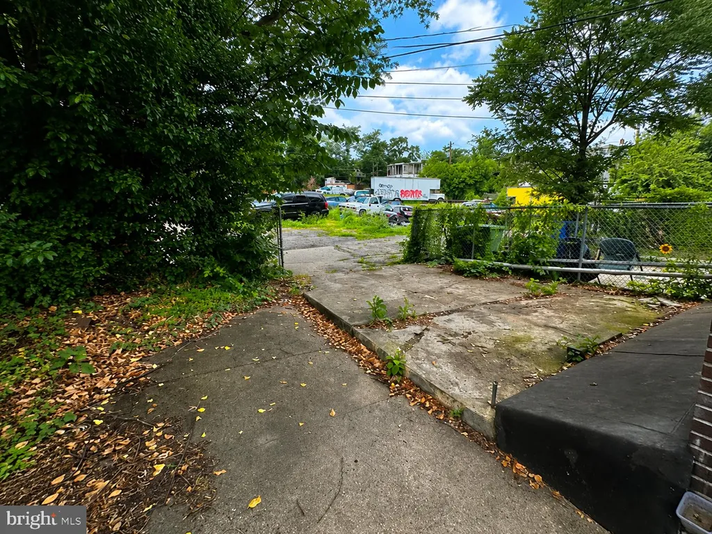1412 Dukeland Street, Baltimore, MD 21216