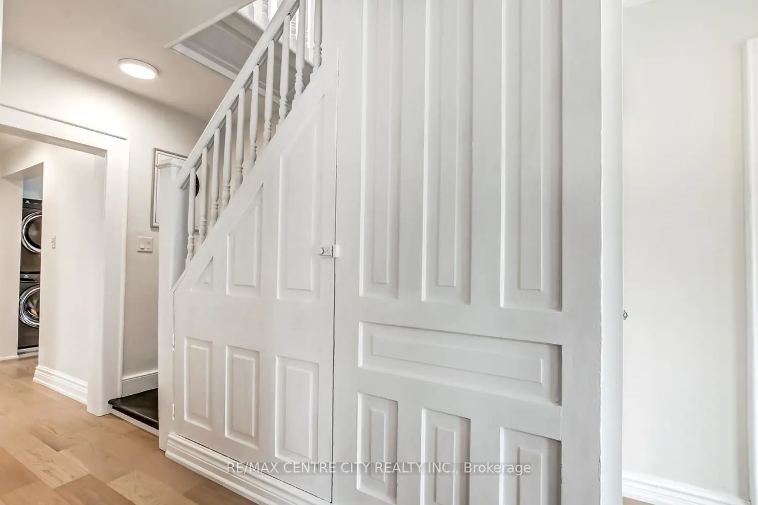 233 Colborne Street photo 2