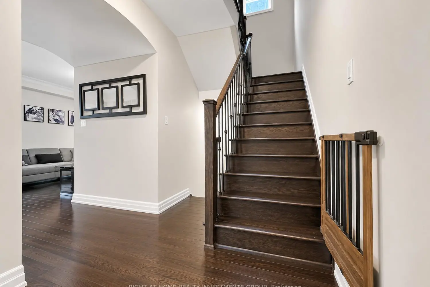 55 Robert Berry Crescent photo 3