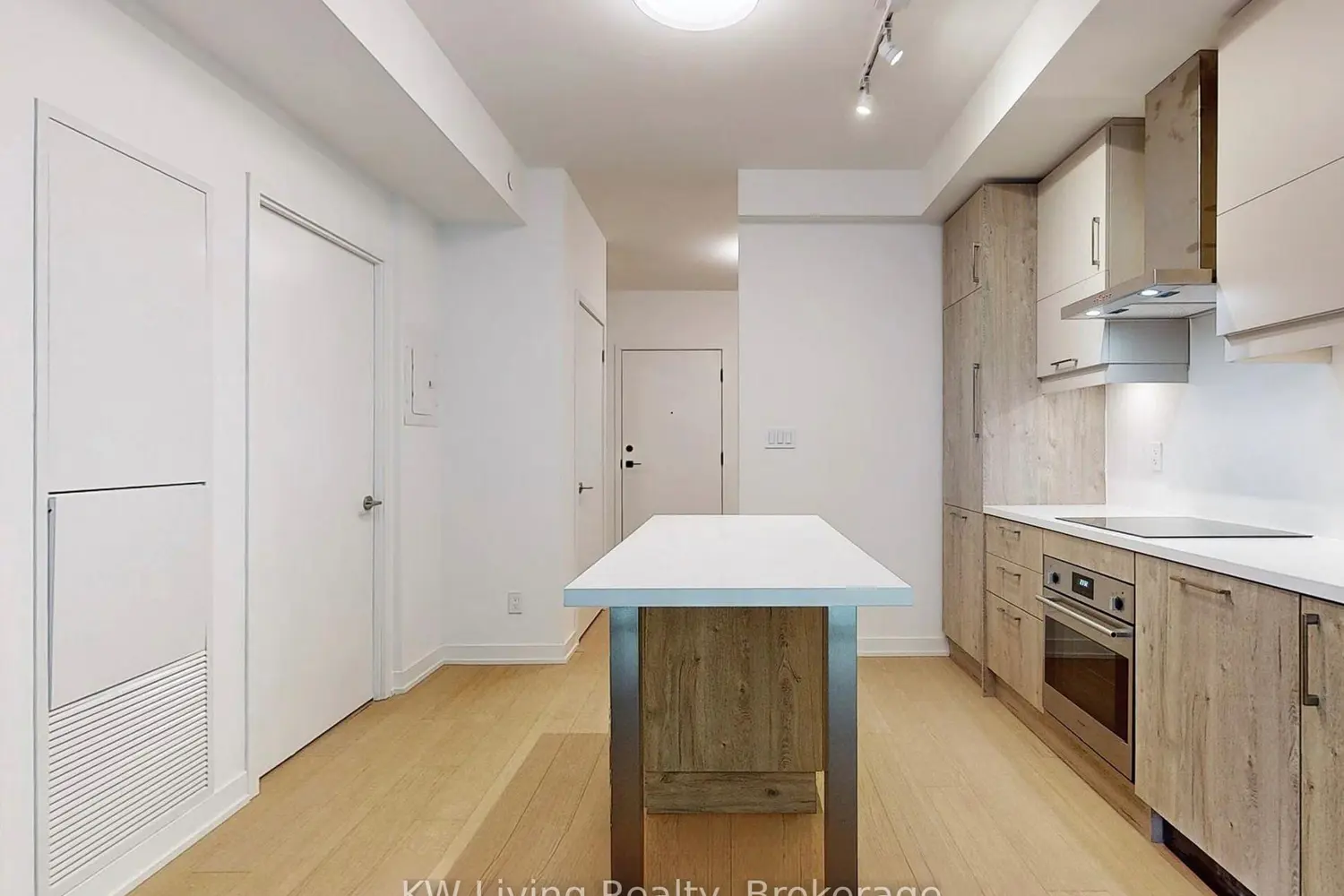 292 Verdale Crossing 502 photo 4