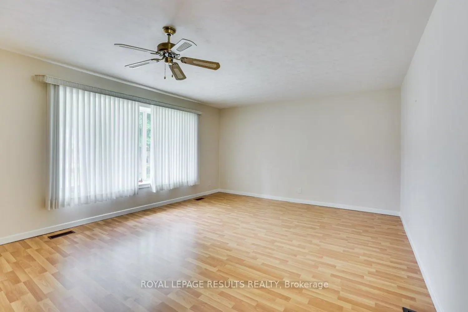 295 John Street photo 3