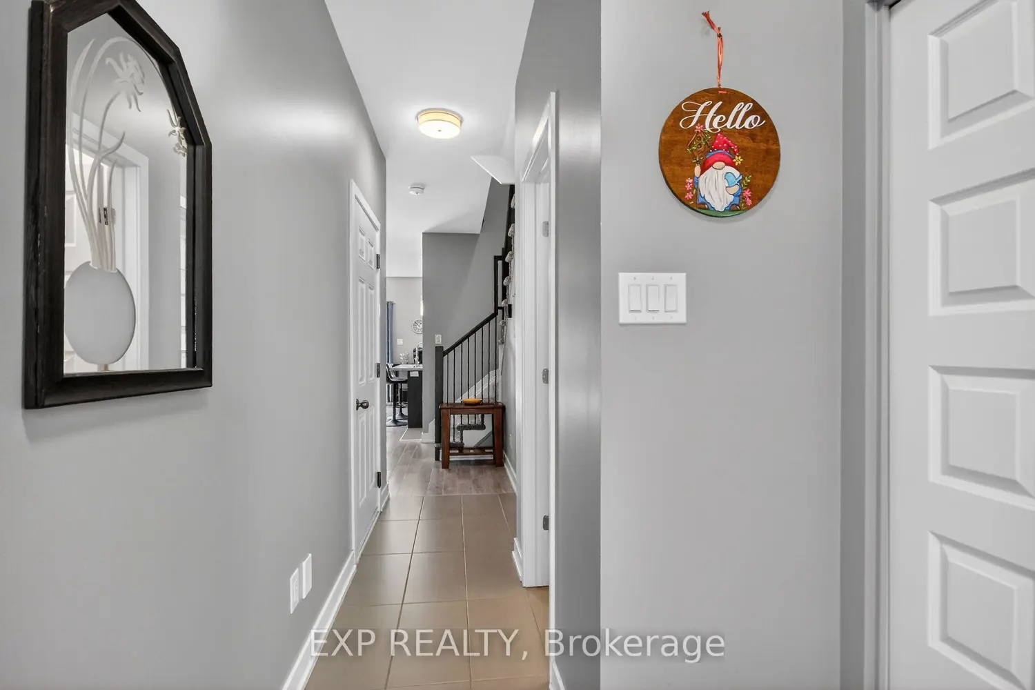 198 St. Malo Place photo 2