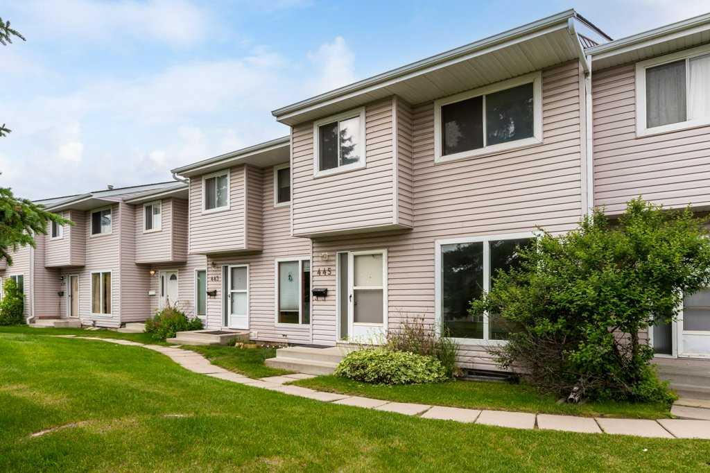 445 40 Street NE, Calgary, AB, T2A 6S1