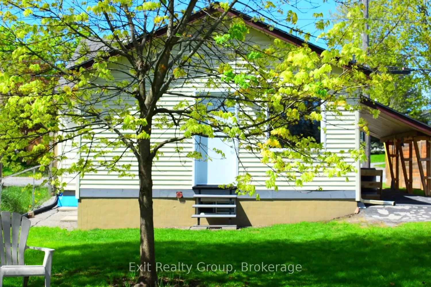 77 Frank Street photo 4
