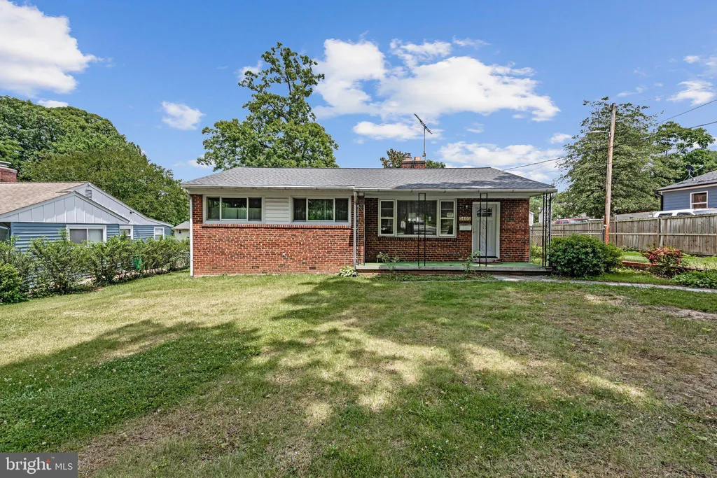 5405 Lanham Station Road, Lanham, MD 20706