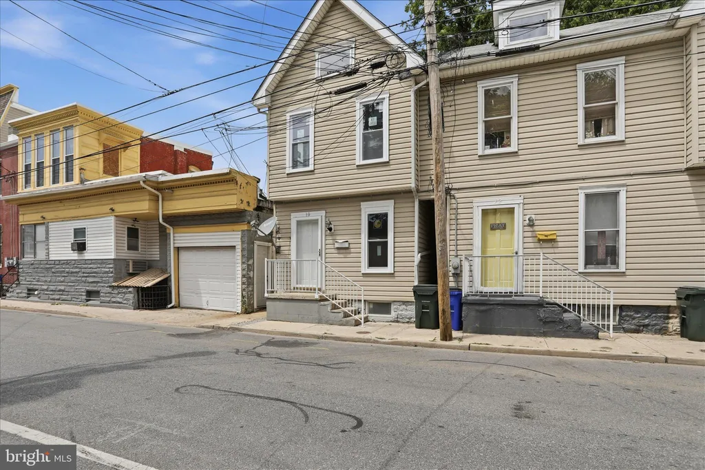 10 E Lee Street, Hagerstown, MD 21740