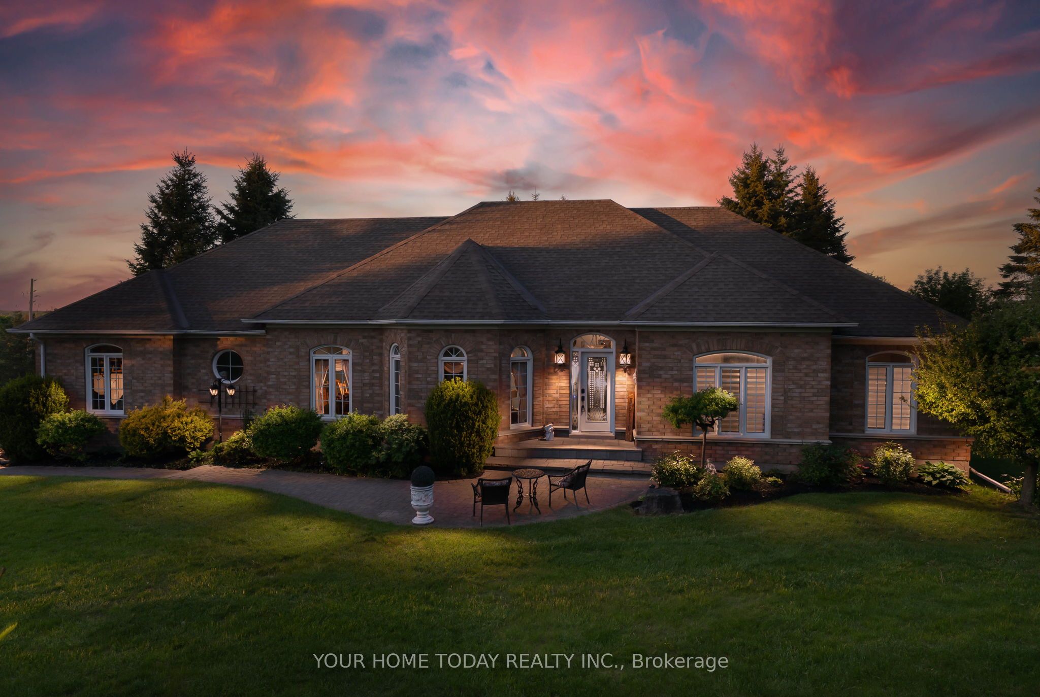 2 Trillium Terrace, Halton Hills, ON, L7J 2W8