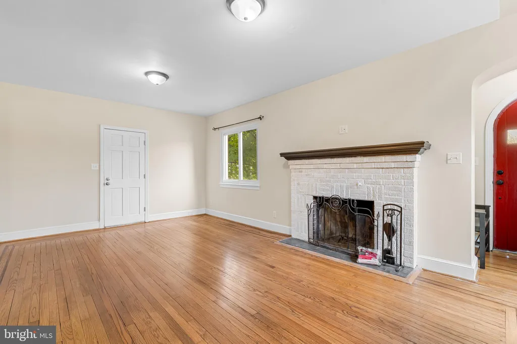 4903 Walther Avenue, Baltimore, MD 21214 photo 4