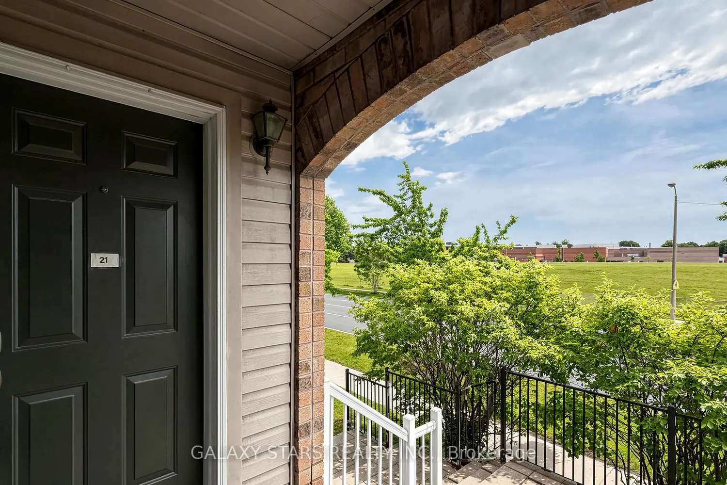 200 Mclevin Road 21 photo 4