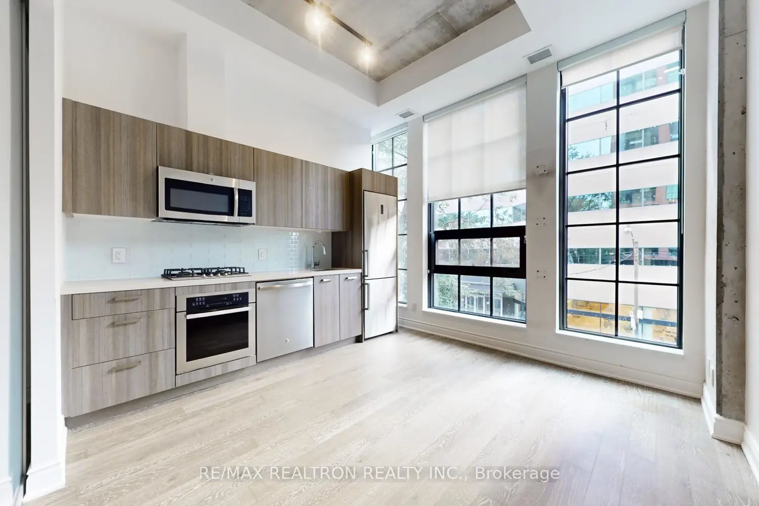 608 Richmond Street 201