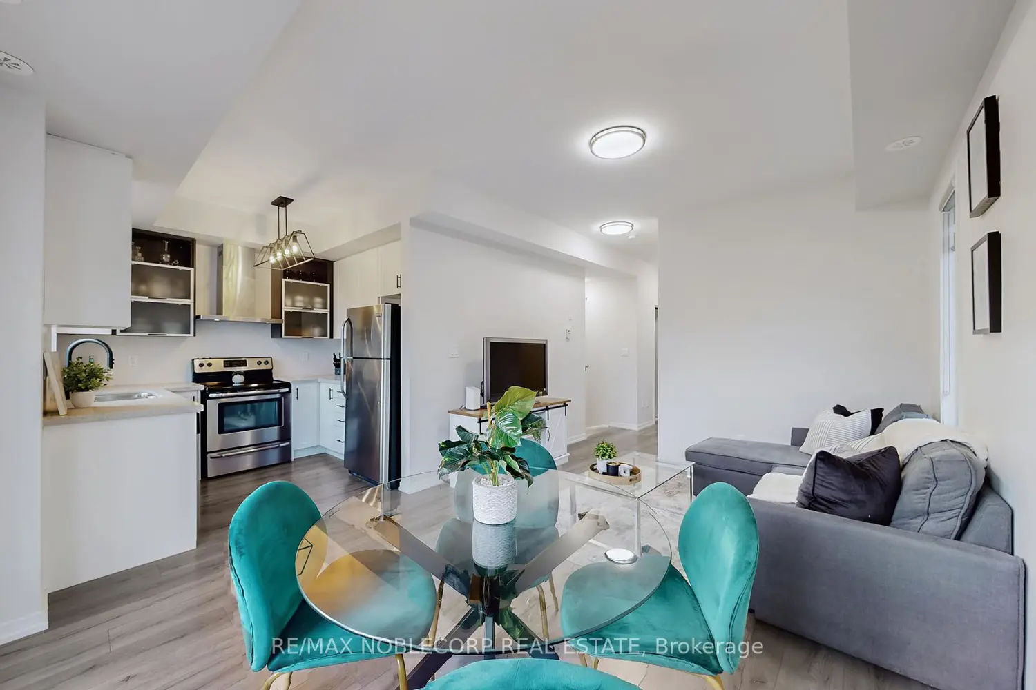 26 Bruce Street E08 photo 2