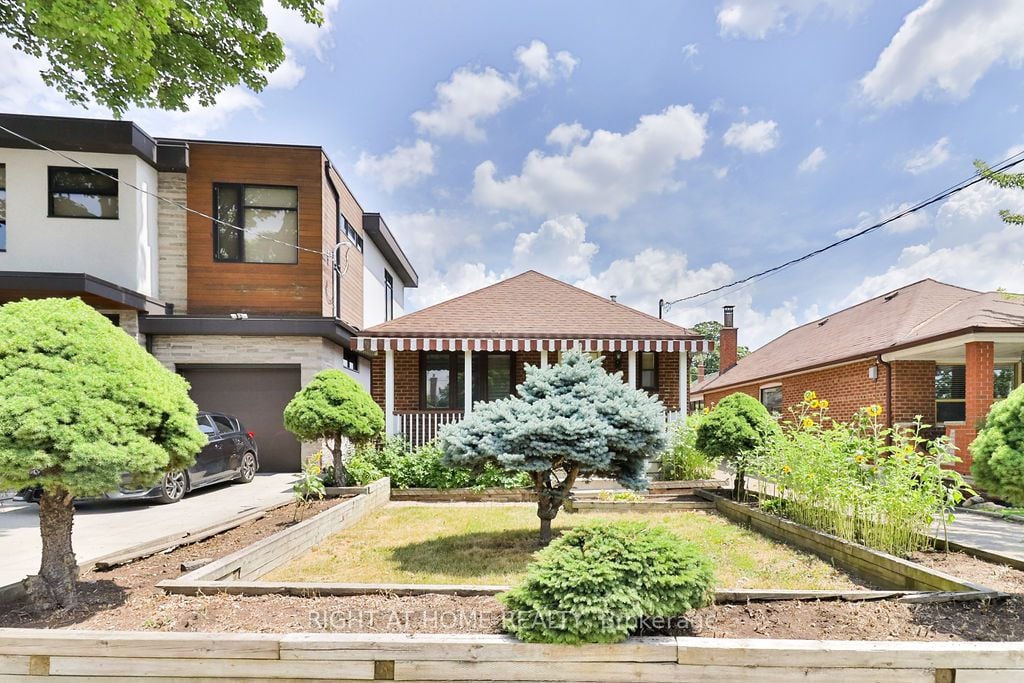 BSMT-43 Bertram Street, Toronto, ON, M6M 3S5