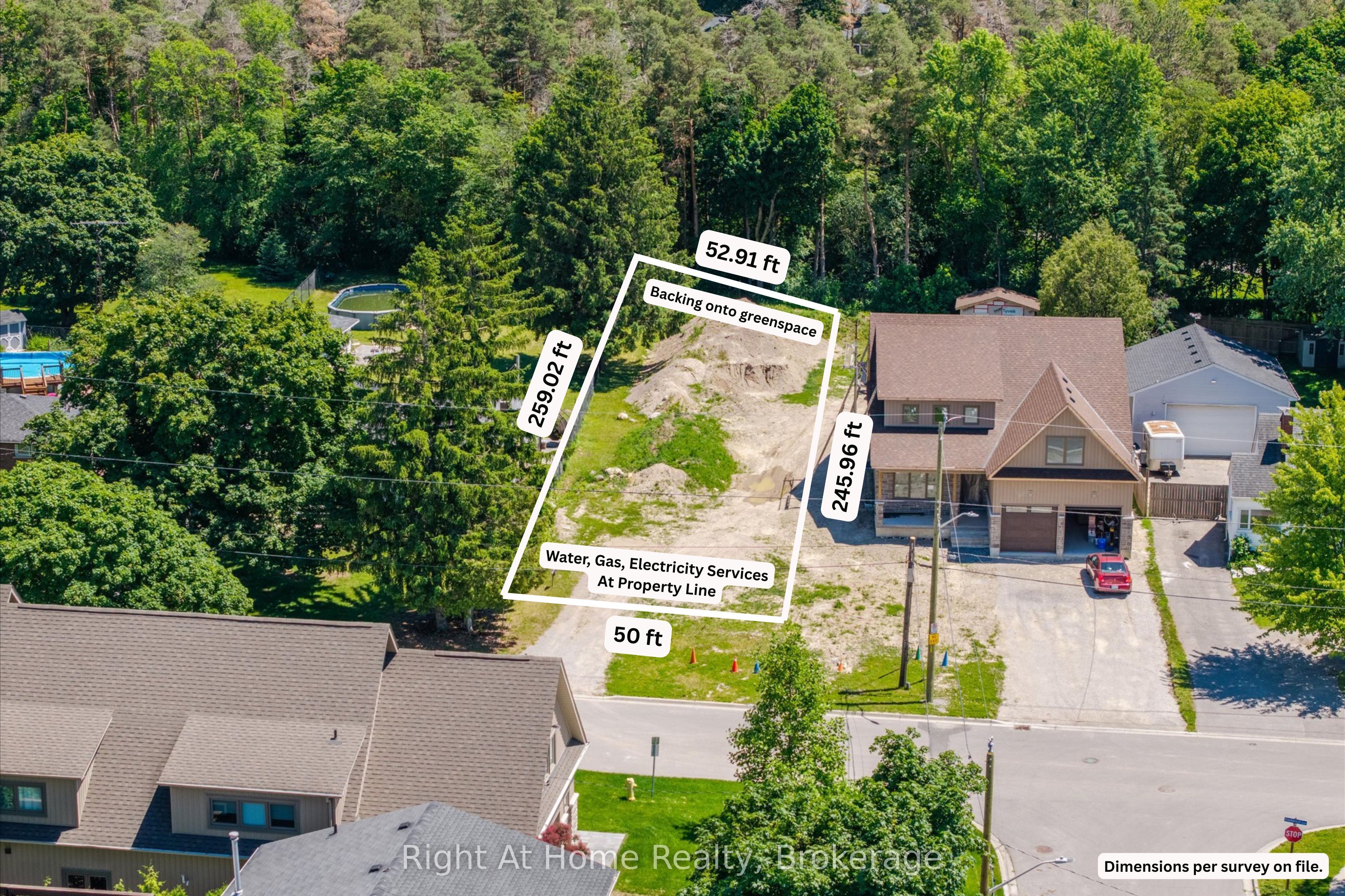 21 Eastwood Avenue N, Oshawa, ON, L1G 3Y5