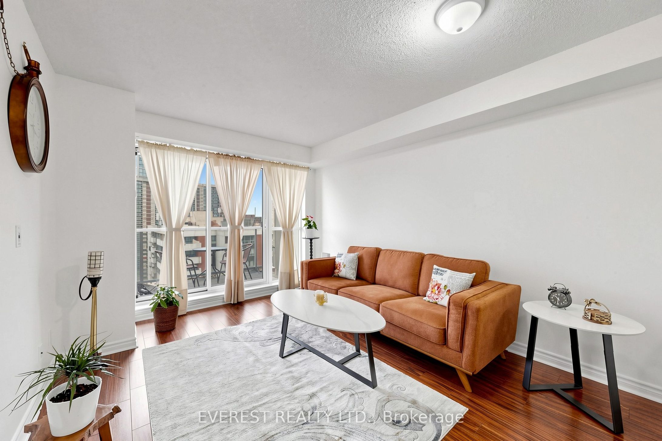 #2101-5 Michael Power Place, Toronto, ON, M9A 0A3 photo 4