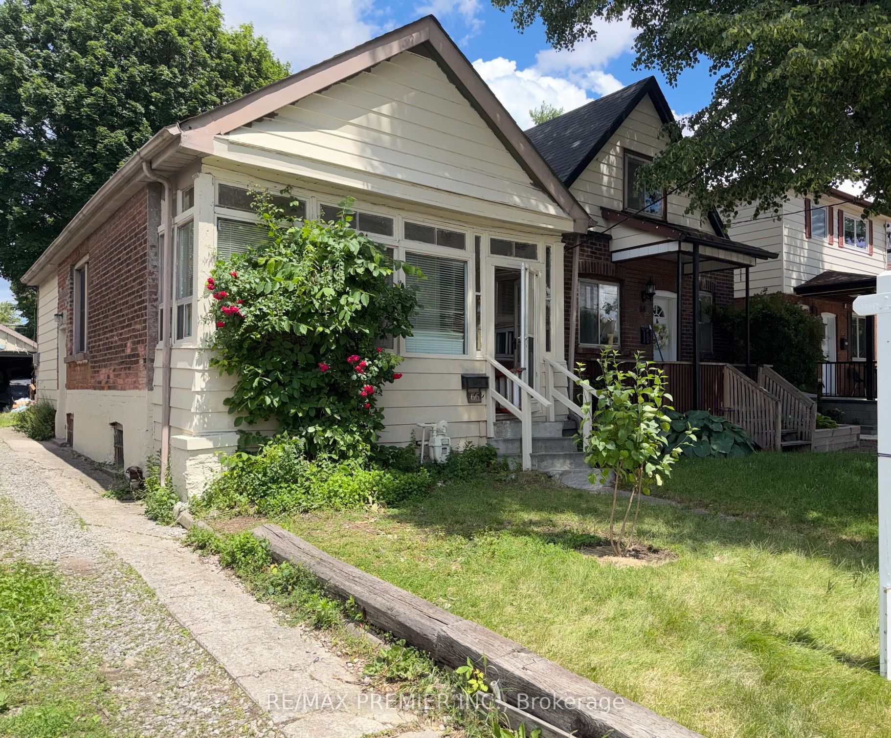 66 Lambton Avenue, Toronto, ON, M6N 2S1