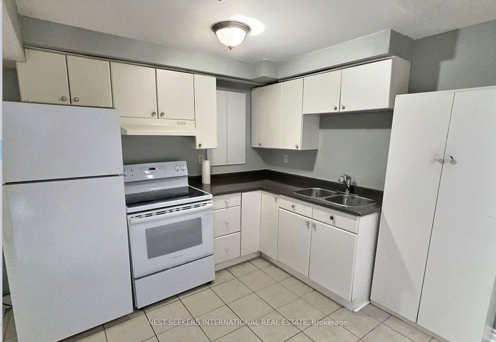 42 Riverbank Road, Brampton, ON, L6R 2H4
