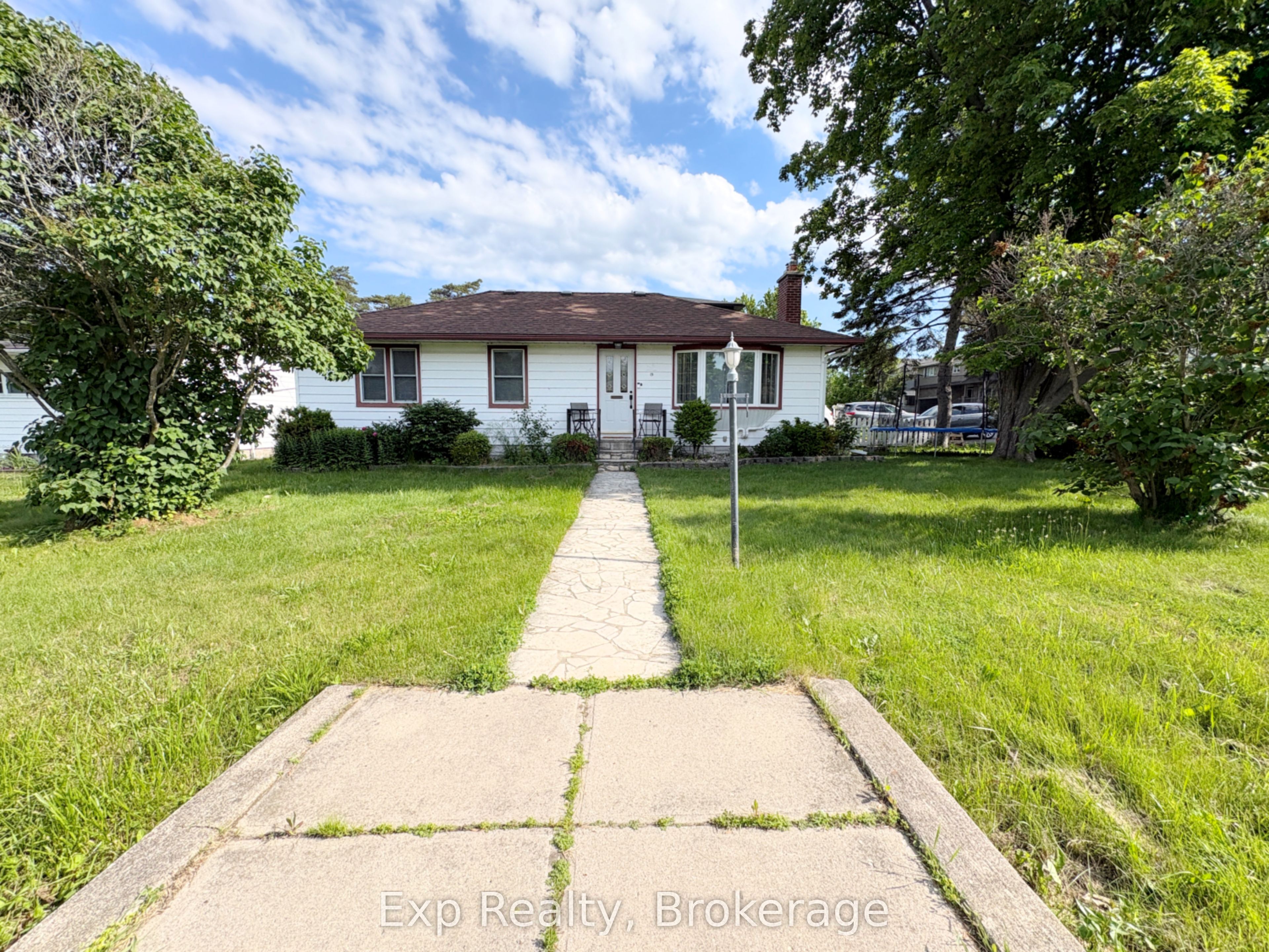 15 Redden Street, Kingston, ON, K7M 4K9