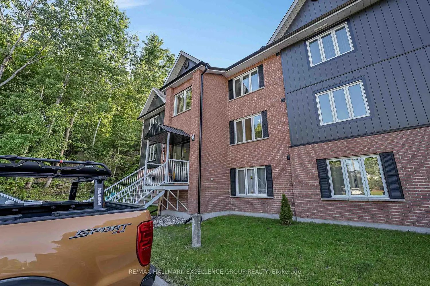 216 Edwards Street 4A