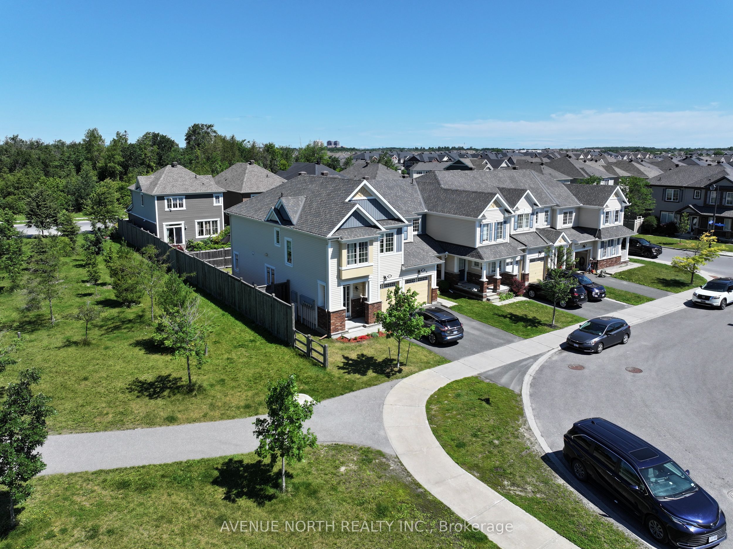 558 Ensatina Crescent, Ottawa, ON, K2J 6H4