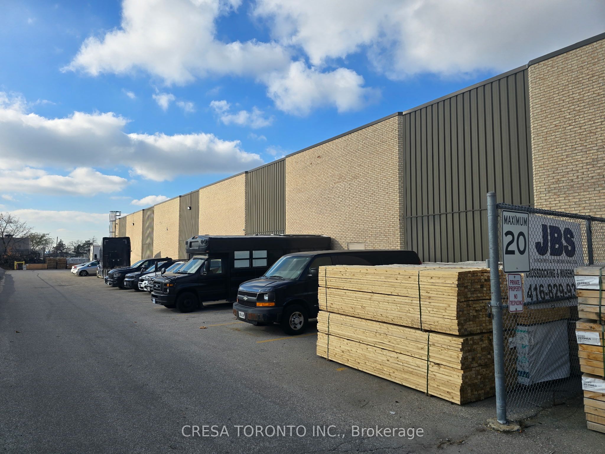 Unit 1-290 Humberline Drive, Toronto, ON, M9W 5S2