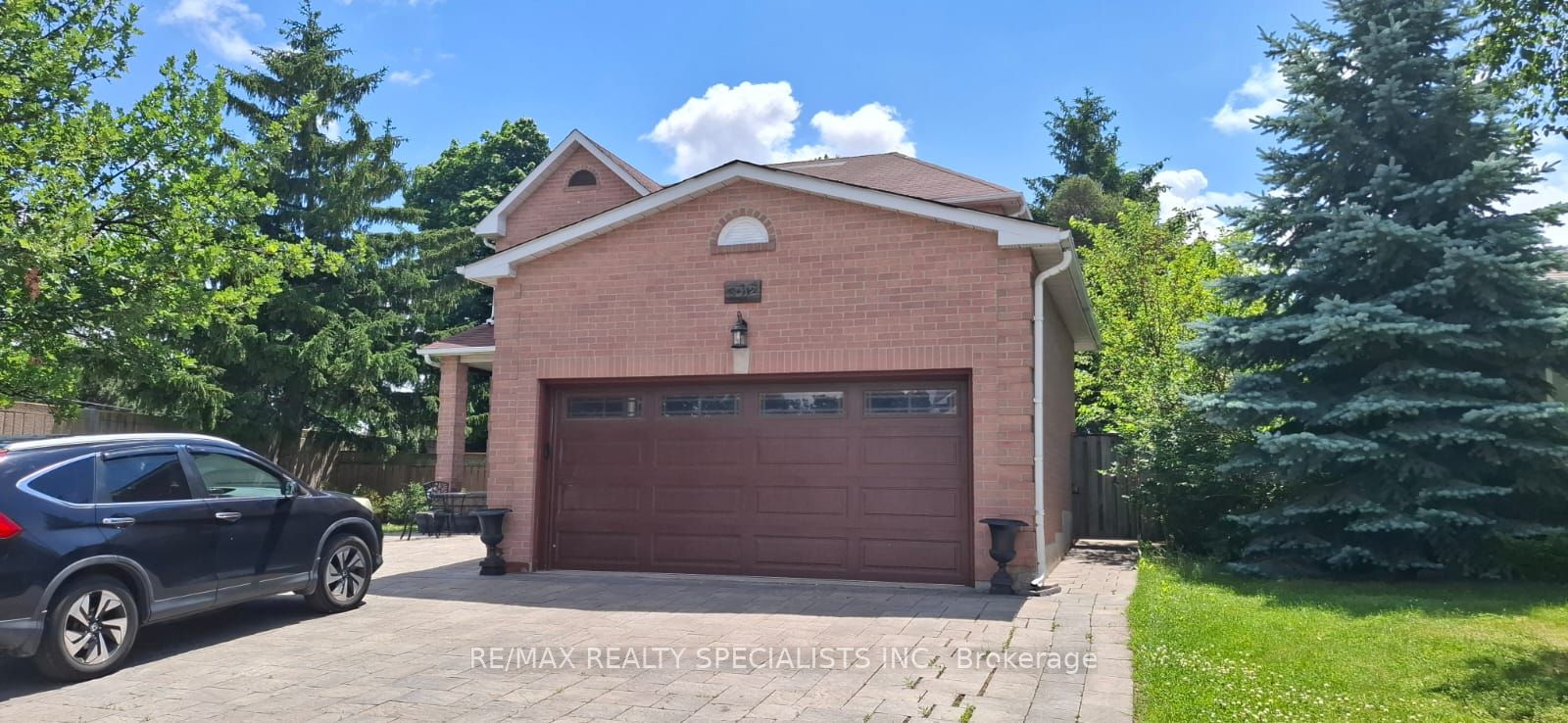 BSMT-3012 Dalehurst Drive, Mississauga, ON, L5N 6M8