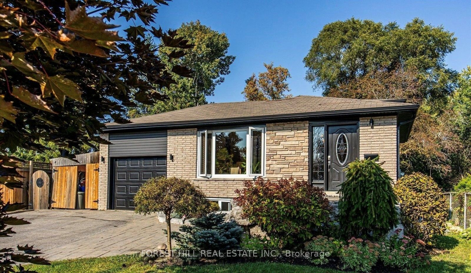 Lower-18 Boulding Drive, Aurora, ON, L4G 2V7