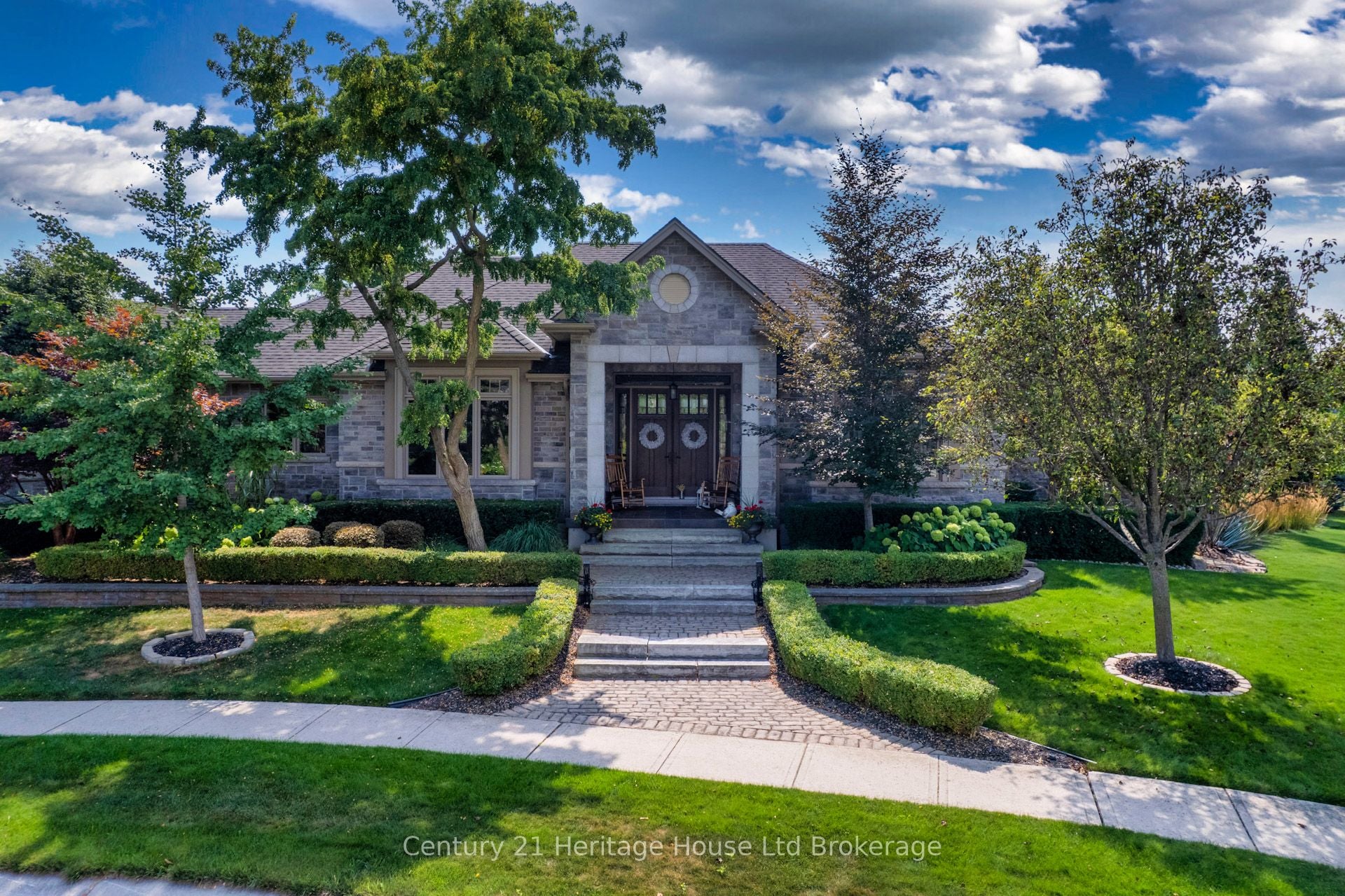 563 Lakeview Drive, Woodstock, ON, N4T 0C7