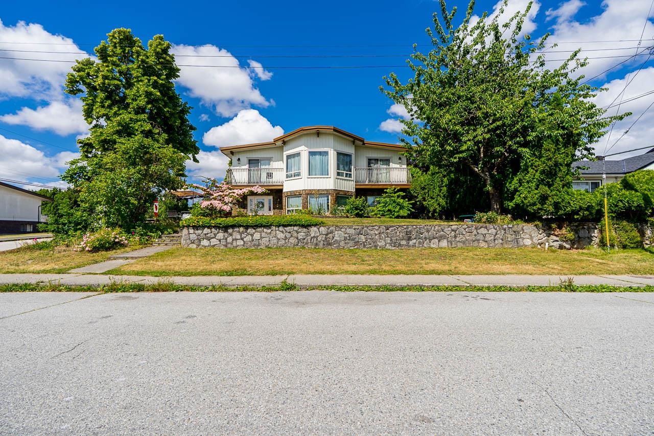 5089 Inman Avenue, Burnaby, BC, V5G 2Y7