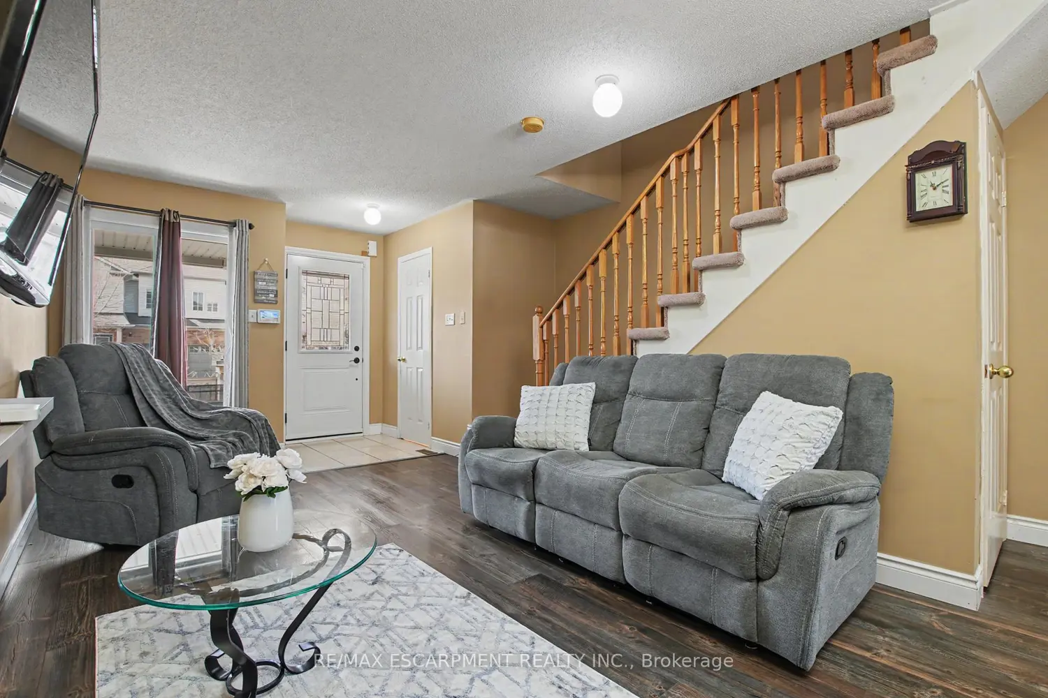 236 Fitzgerald Crescent photo 4