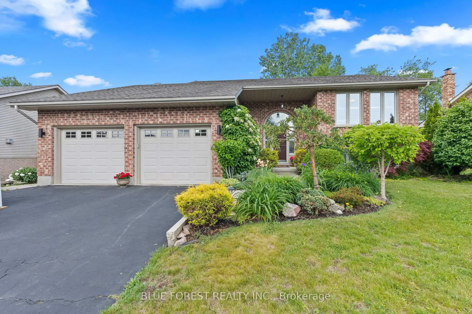 29 Village Gate Crescent