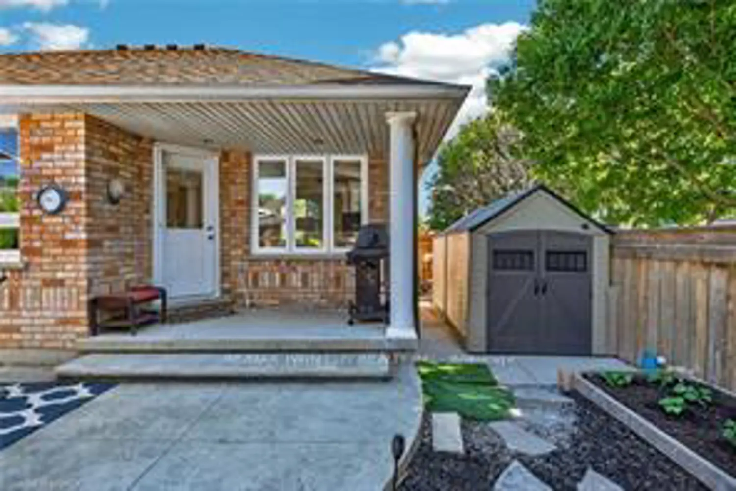 62 Varley Crescent photo 2