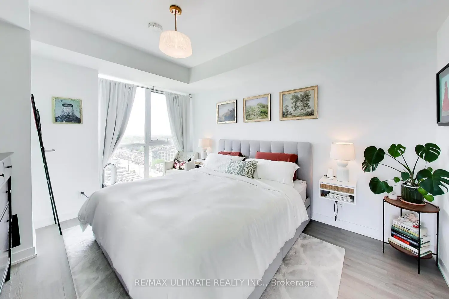 1603 Eglinton Avenue 1104 photo 5