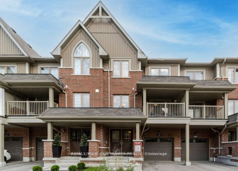 49 Porcelain Way, Whitby, ON, L1N 9Y4