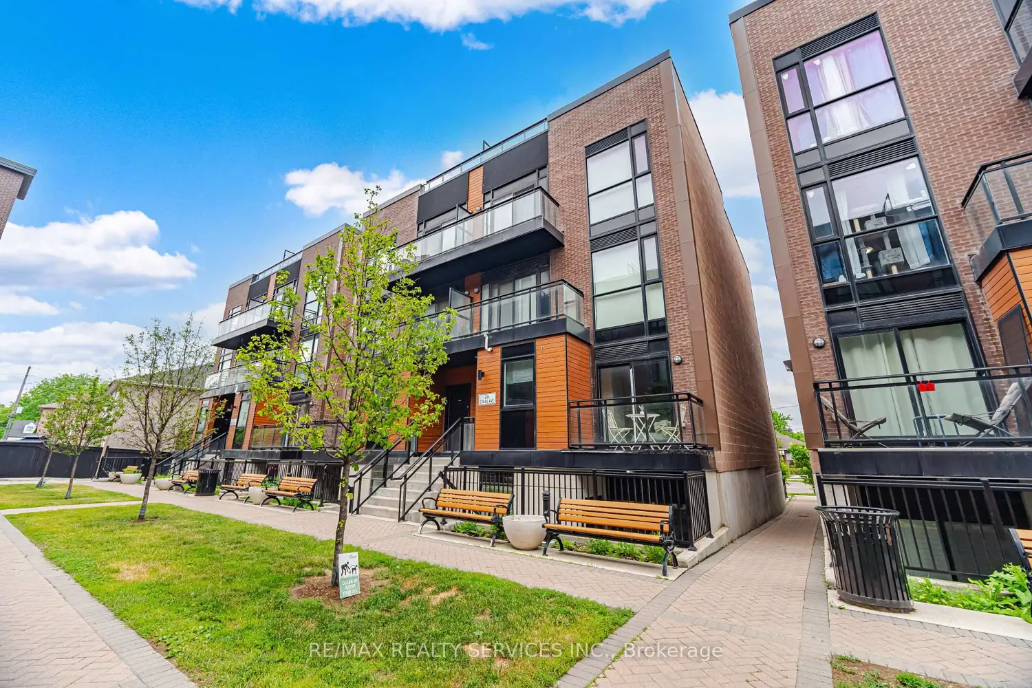 26 Coles Avenue 302