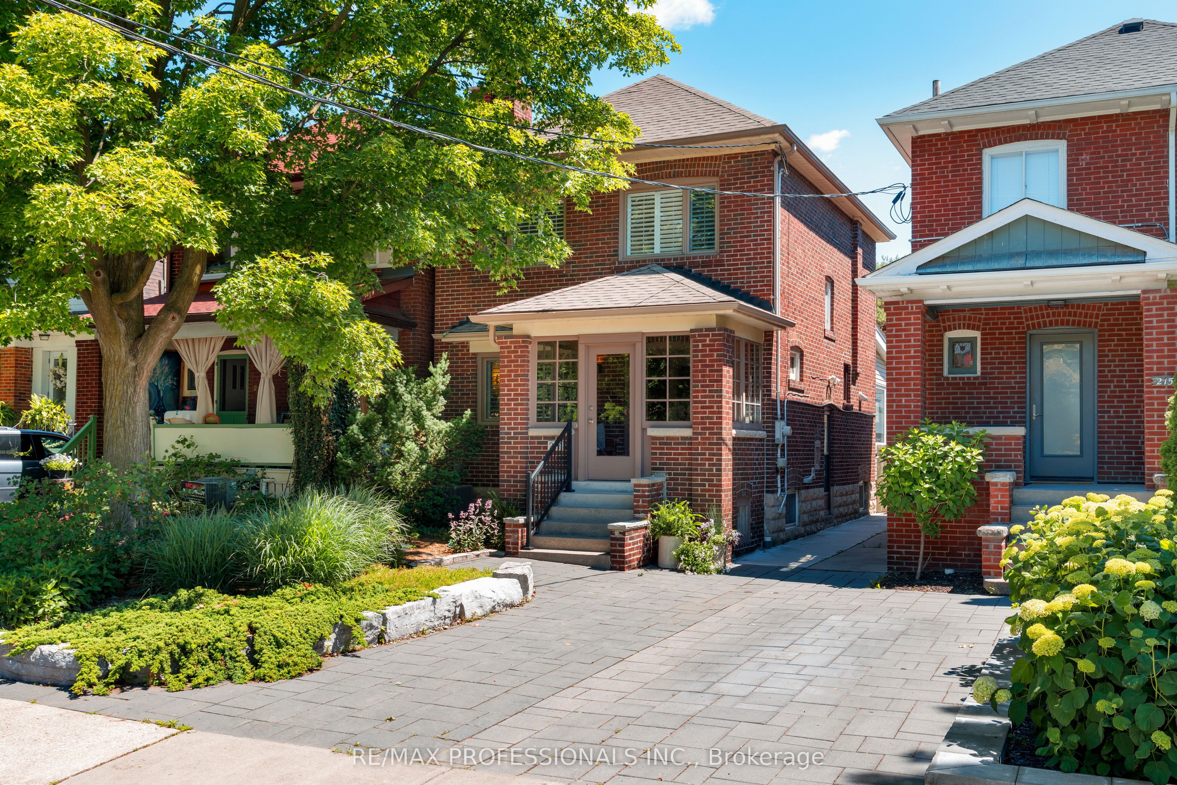 217 Humbercrest Boulevard, Toronto, ON, M6S 4L5