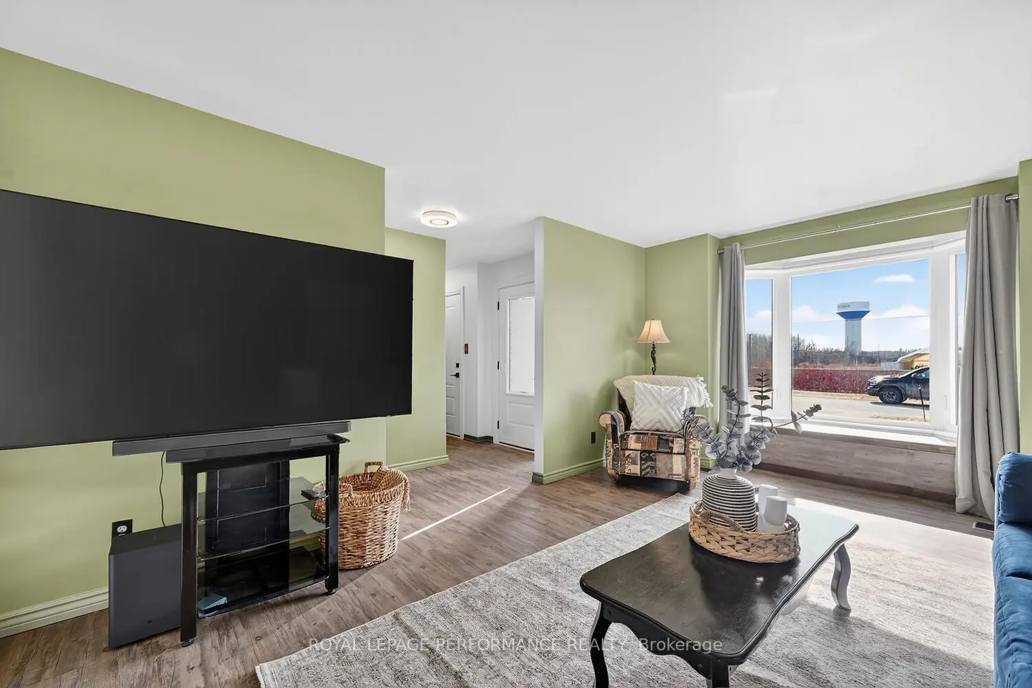 107 Lorne Street photo 5