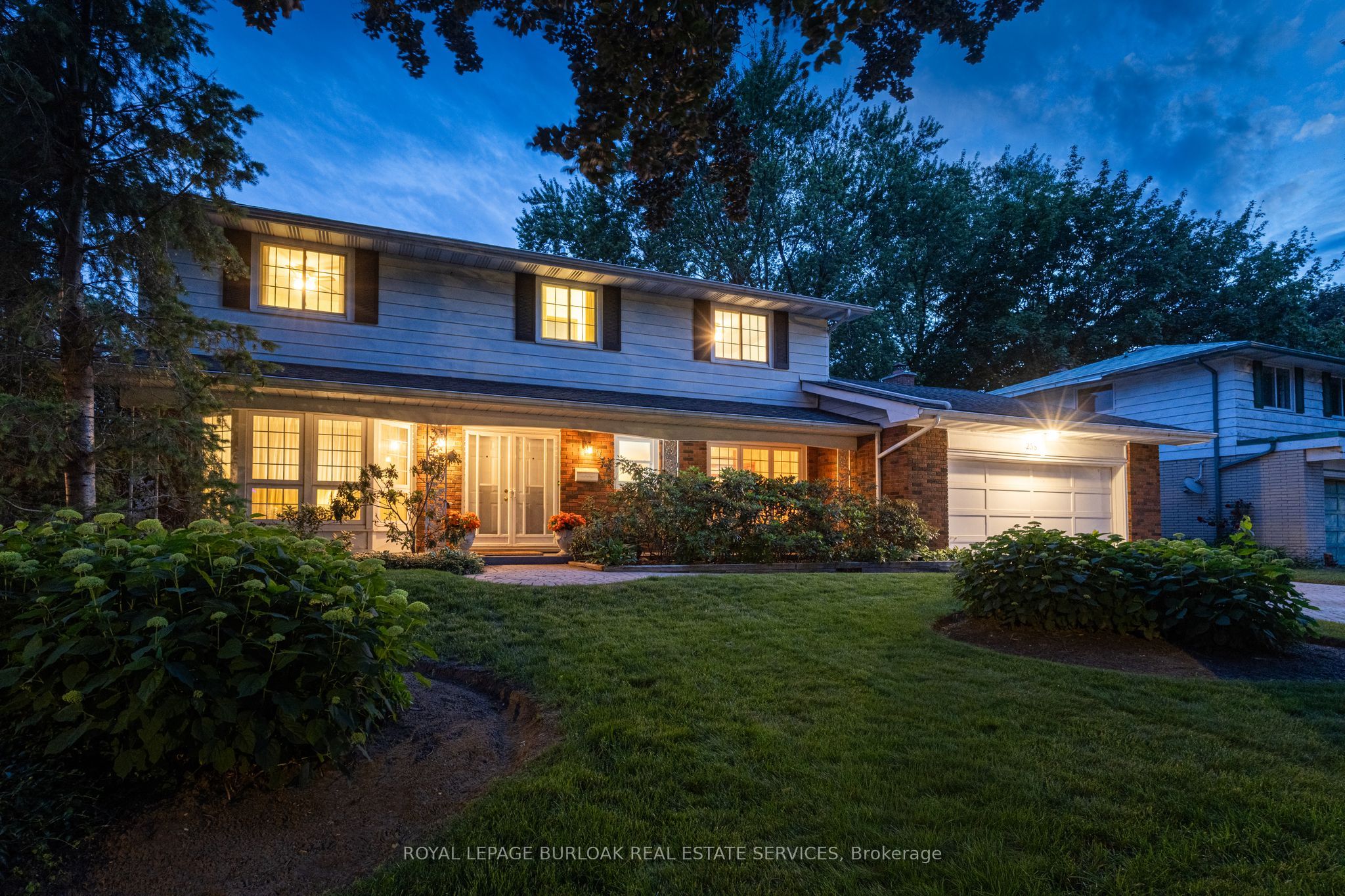 258 Camelot Drive, Burlington, ON, L7L 2G1
