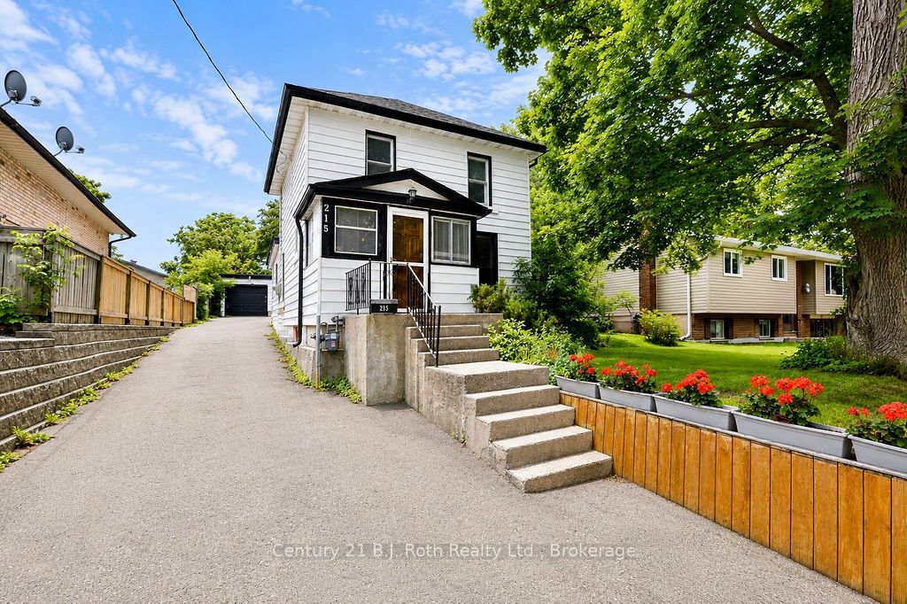 215 Oxford Street, Orillia, ON, L3V 1H6