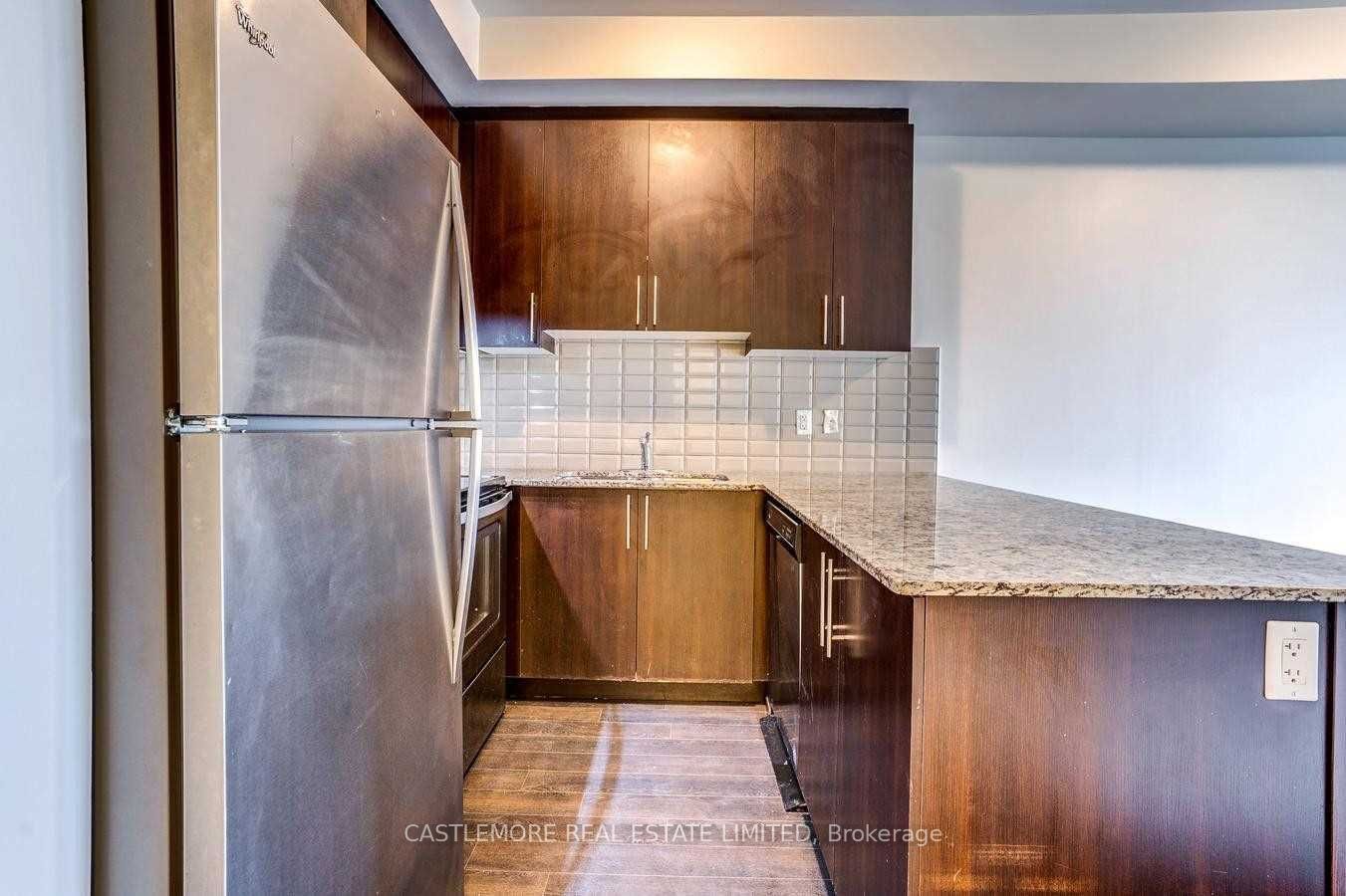 1007-55 Yorkland Boulevard, Brampton, ON, L7A 0A1 photo 4