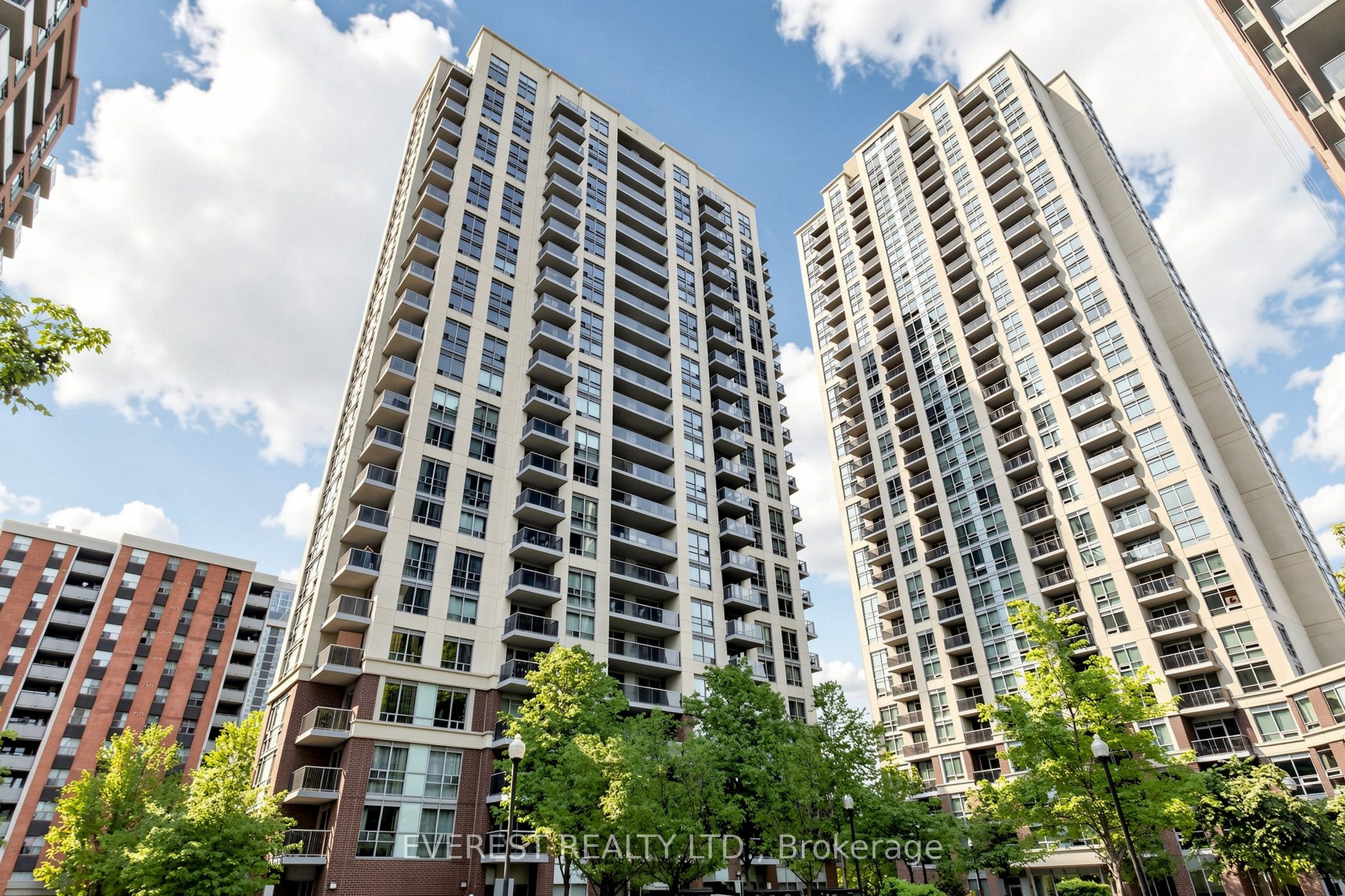 #2101-5 Michael Power Place, Toronto, ON, M9A 0A3