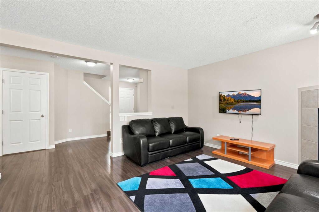 88 Rockyledge Crescent NW, Calgary, AB, T3G 5M9 photo 5