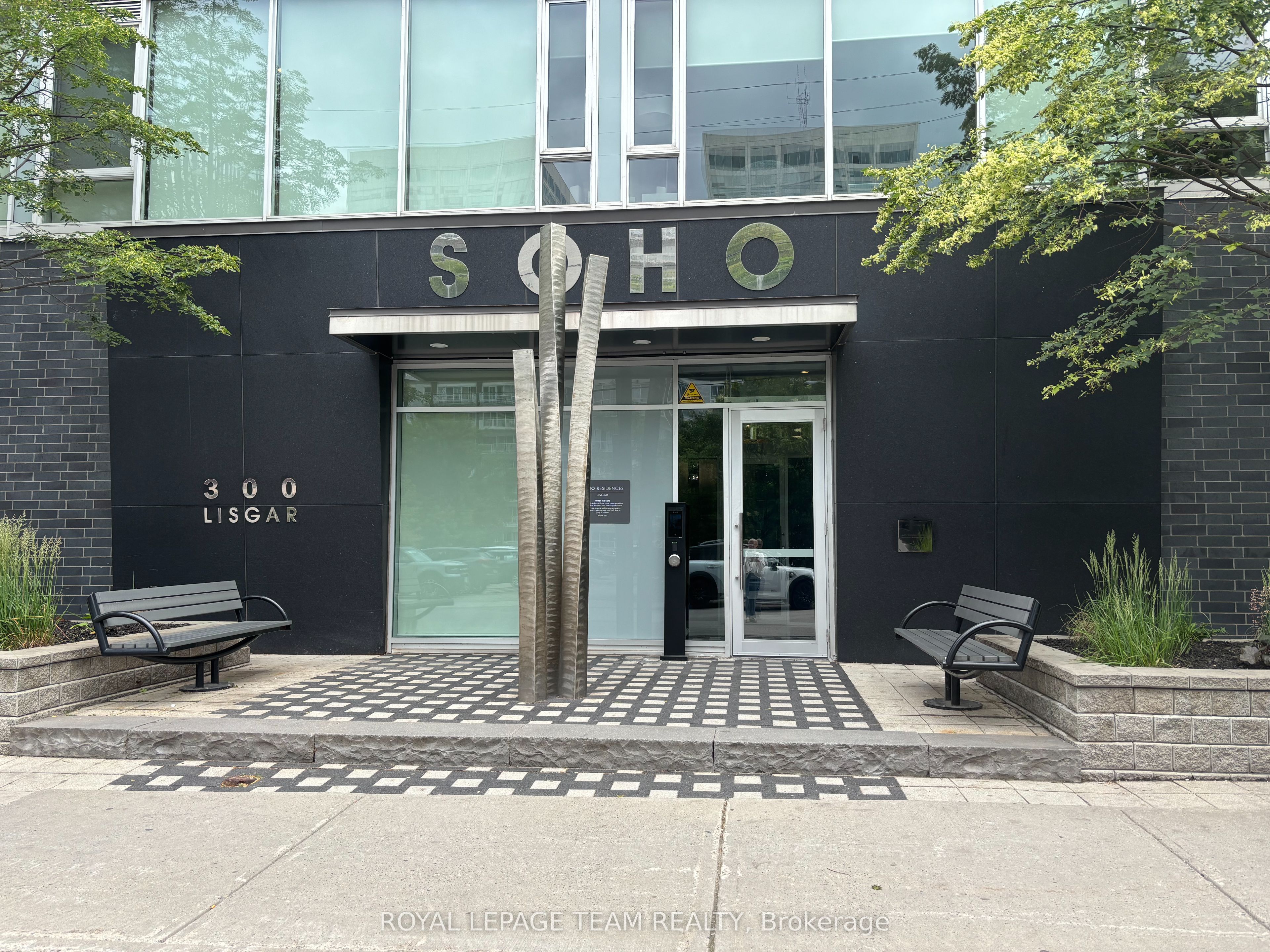 806-300 Lisgar Street, Ottawa, ON, K2P 0E2